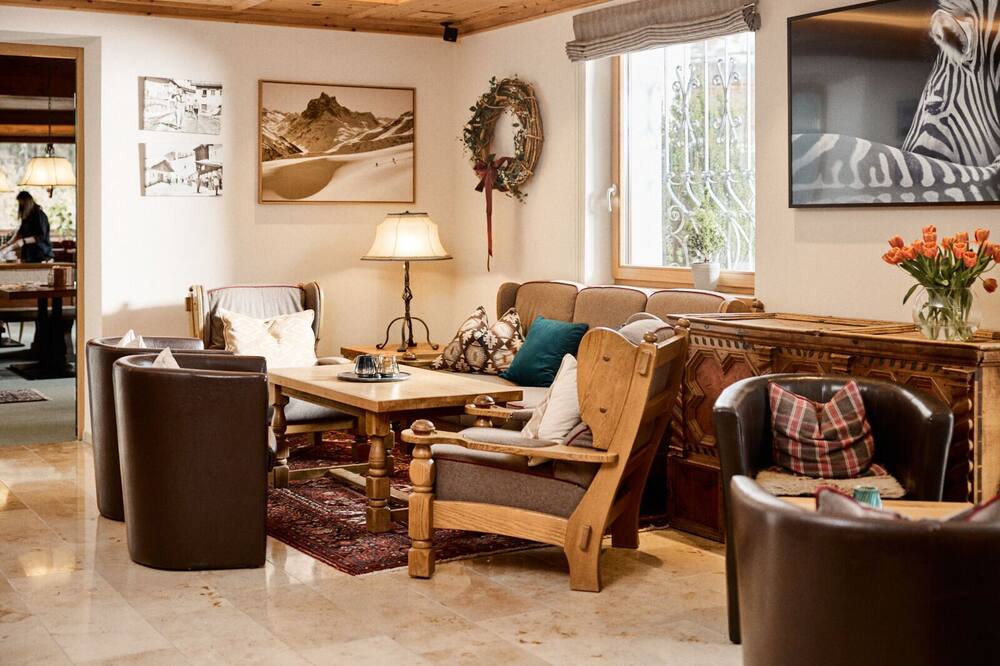 ホテル ガルニ ムッスメ 写真