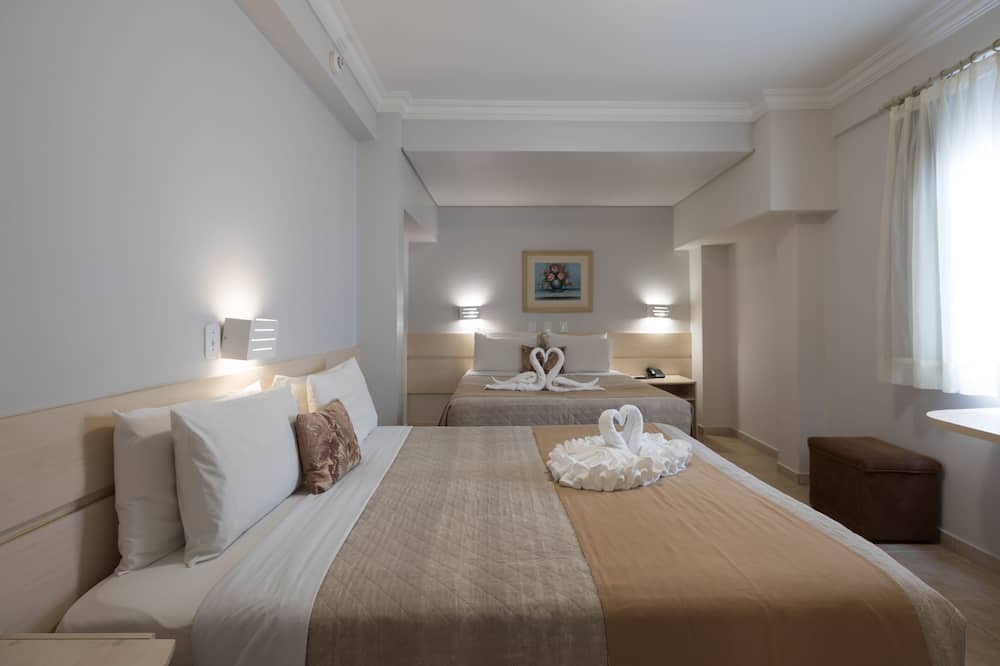 タロバ ホテル 写真