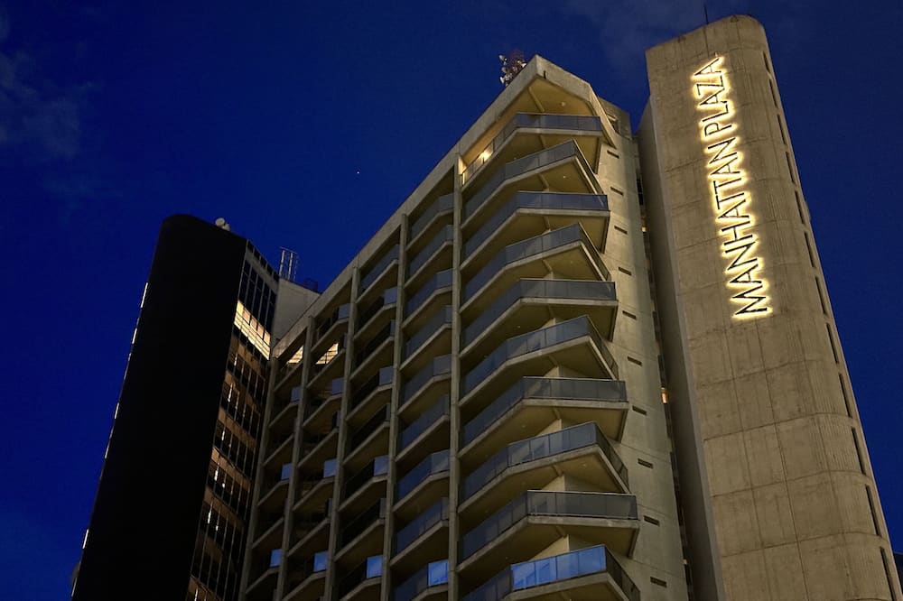 マンハッタン プラザ 写真