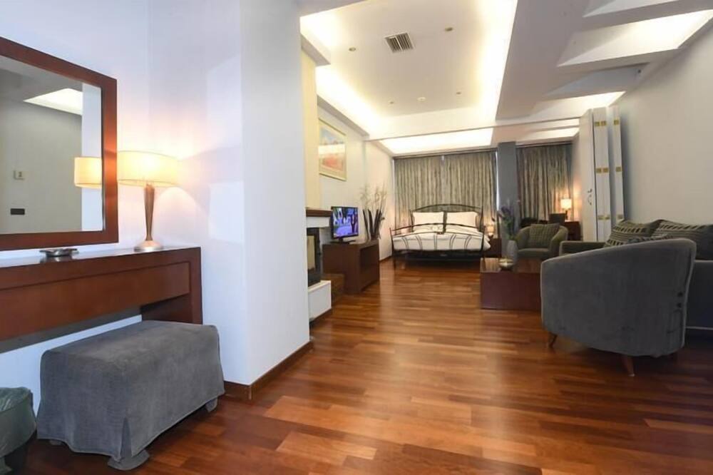 Ephira Hotel 写真