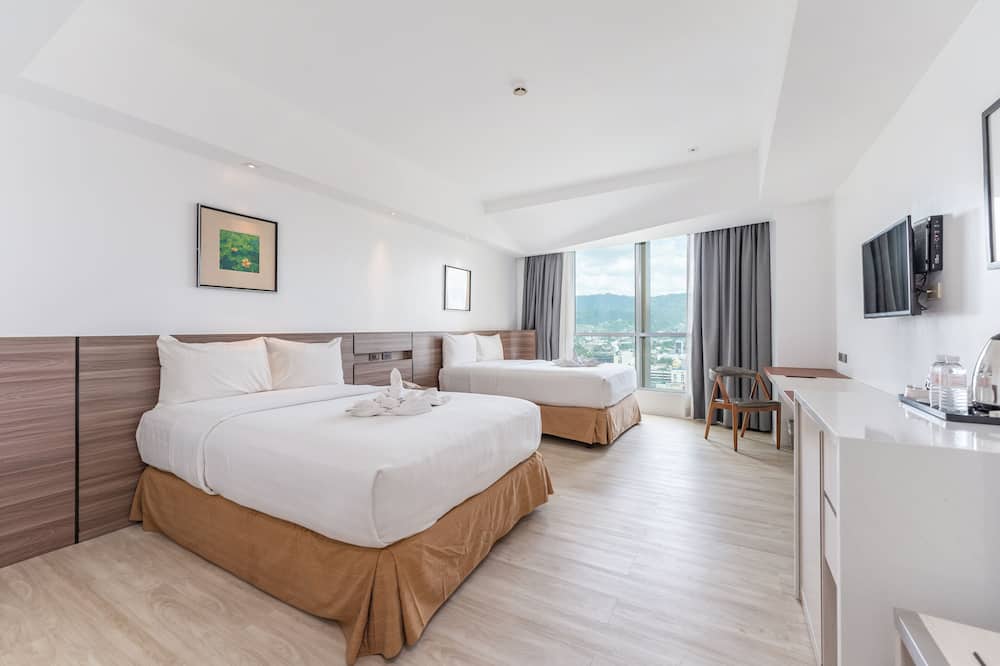 クラウン リージェンシー ホテル & タワーズ 写真