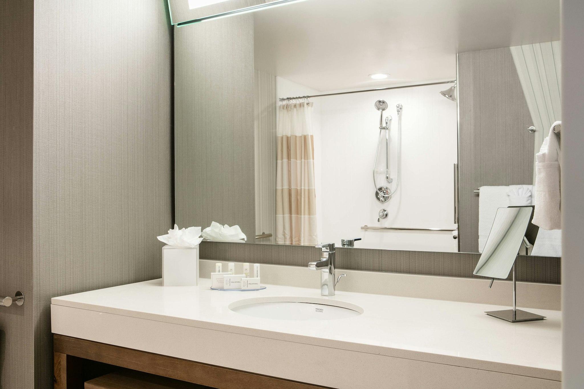 Courtyard by Marriott Omaha Bellevue at Beardmore Event Center 写真