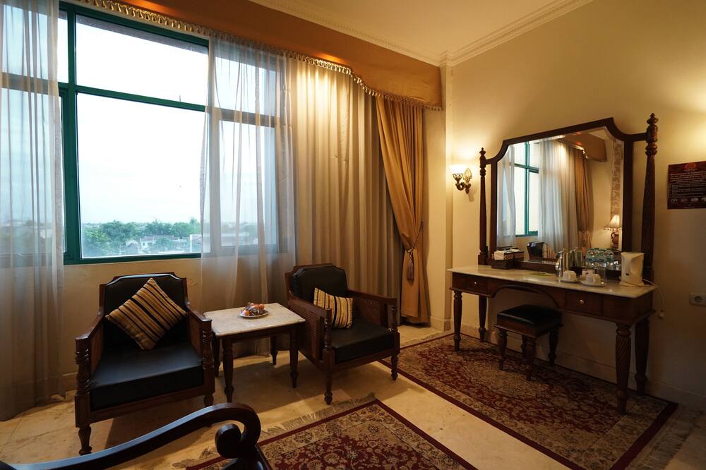Hotel Indah Palace Solo 写真