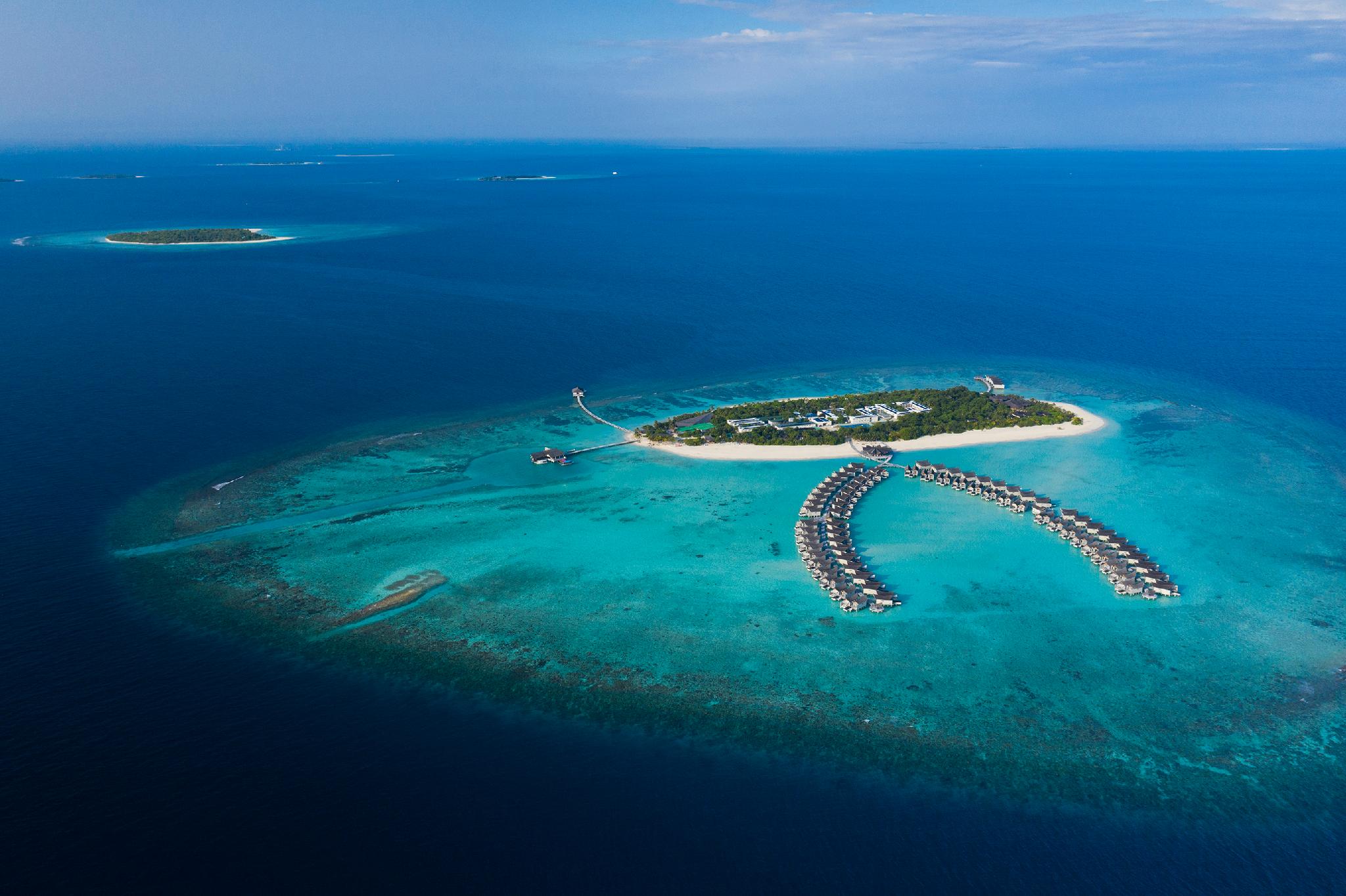 Movenpick Resort Kuredhivaru Maldives 写真