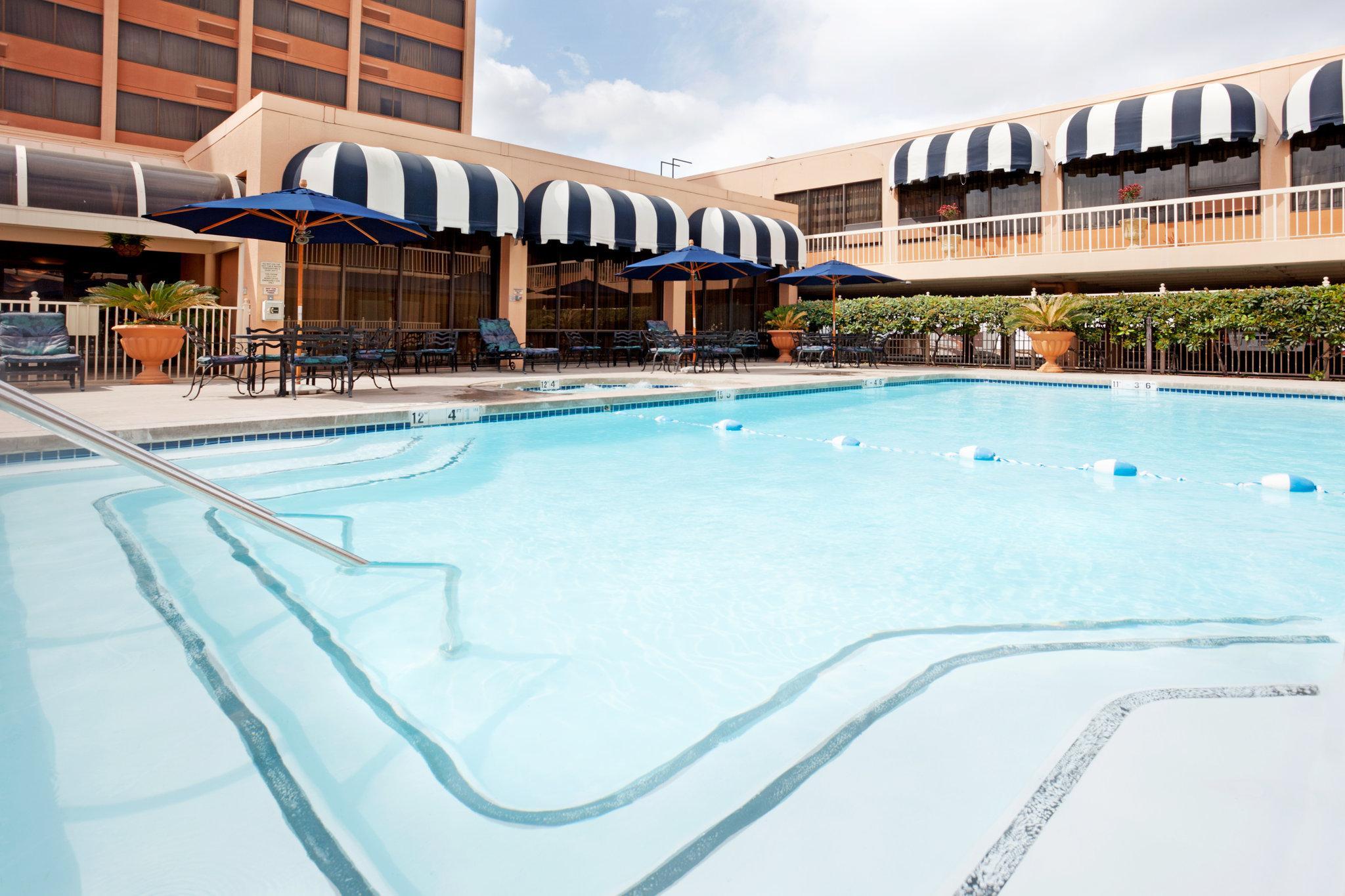 クラウン プラザ サン アントニオ エアポート バイ IHG 写真