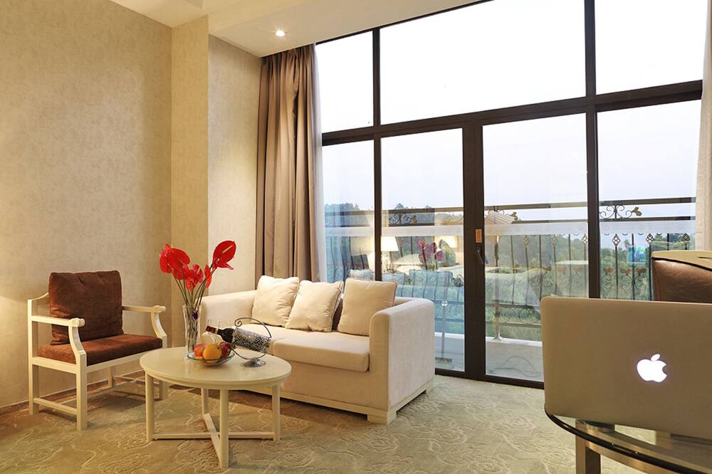 ジン マオ ユアン ホテル 深セン (深圳金茂园大酒店) 写真