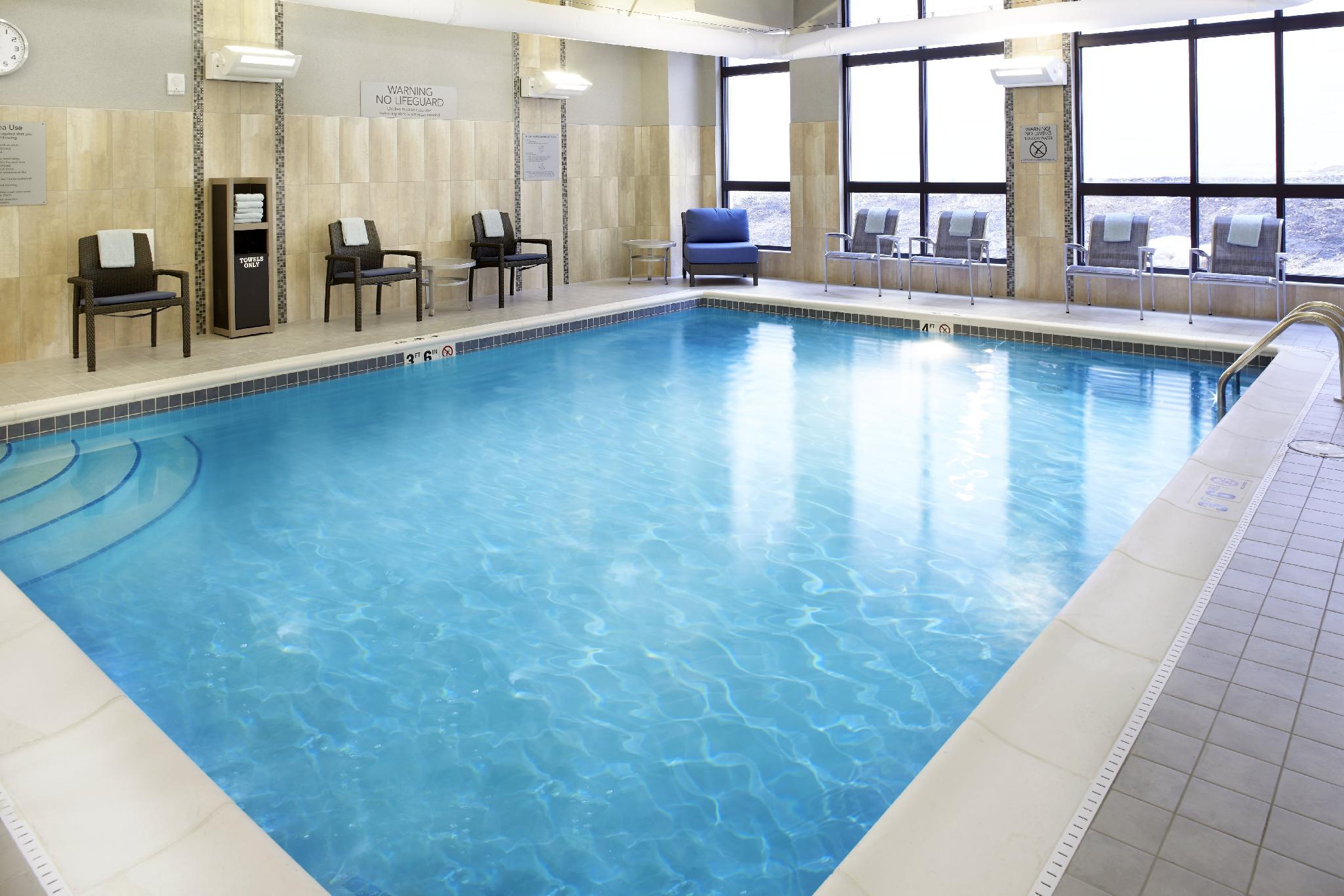 Courtyard by Marriott Akron Downtown 写真