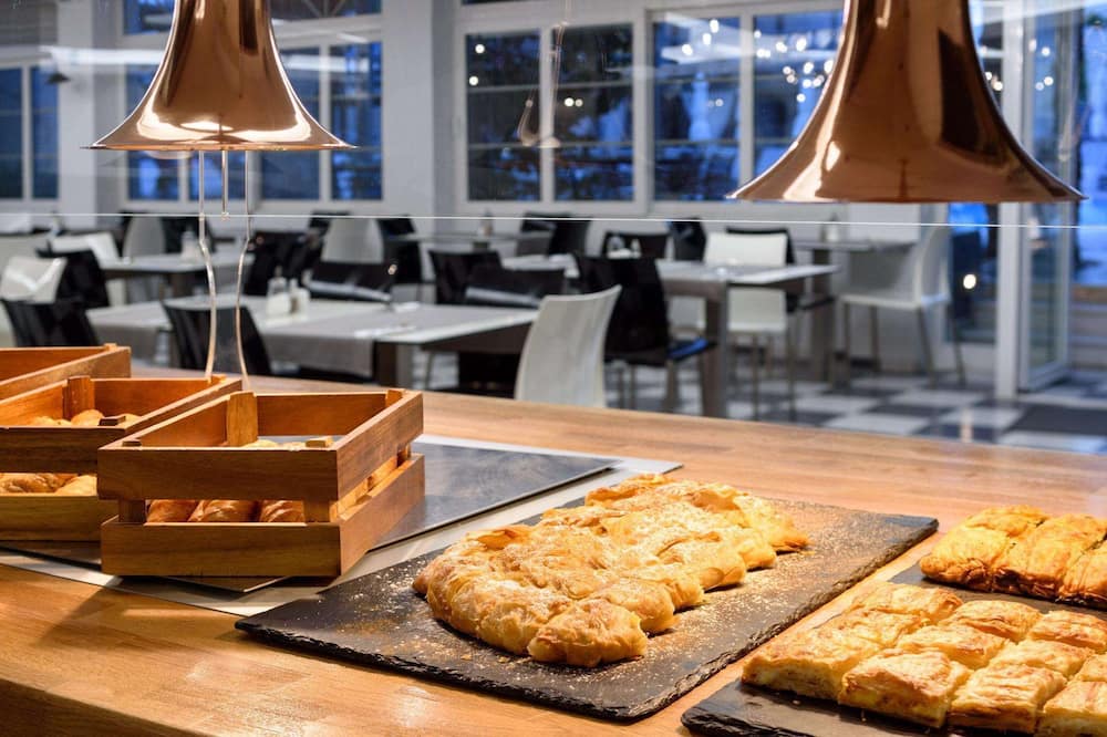 アフロディティ ヴィーナス ビーチ ホテル＆スパ 写真