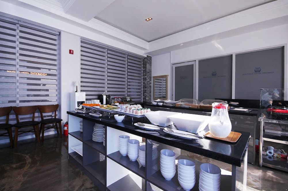 ホテル インソムニア 写真