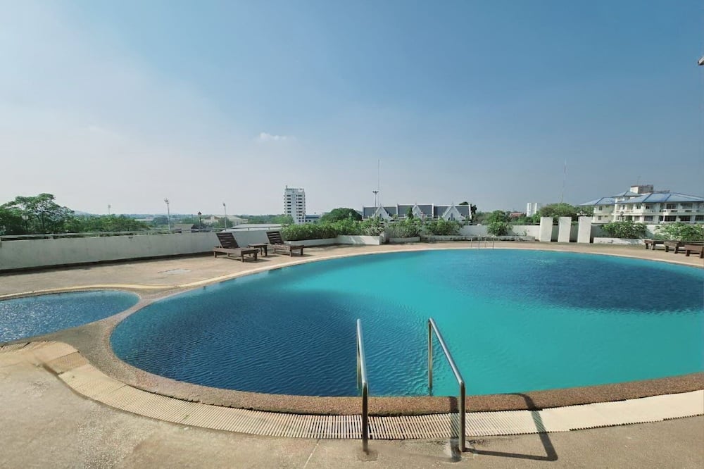 プロイ パレス ホテル 写真