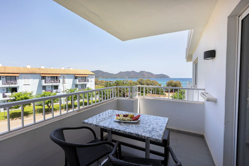 ヒポテルス アパルタメントス カラ ボナ 写真