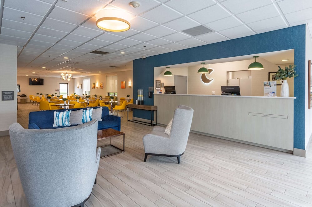 コンフォート イン & スイーツ バッファロー エアポート 写真