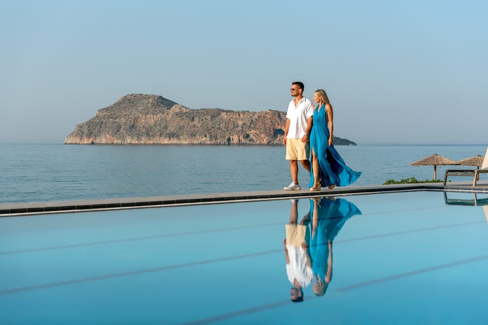 ブルー ドーム ホテル 写真