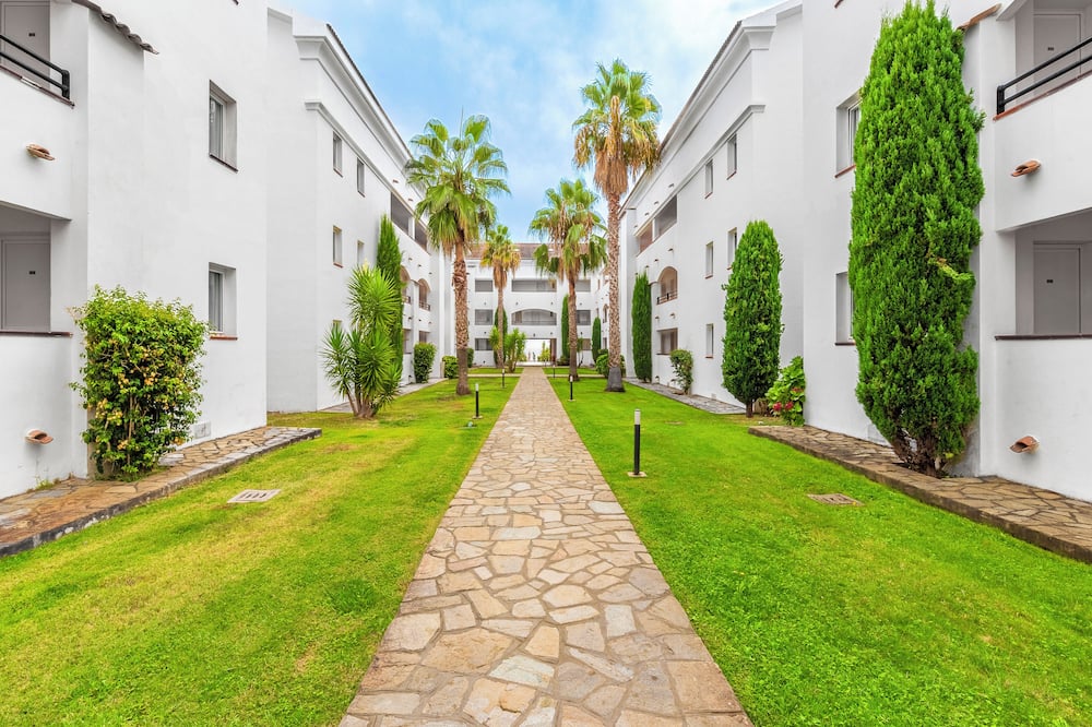 ラグランジュ バカンシーズ ソーニュ ディ レナ 写真