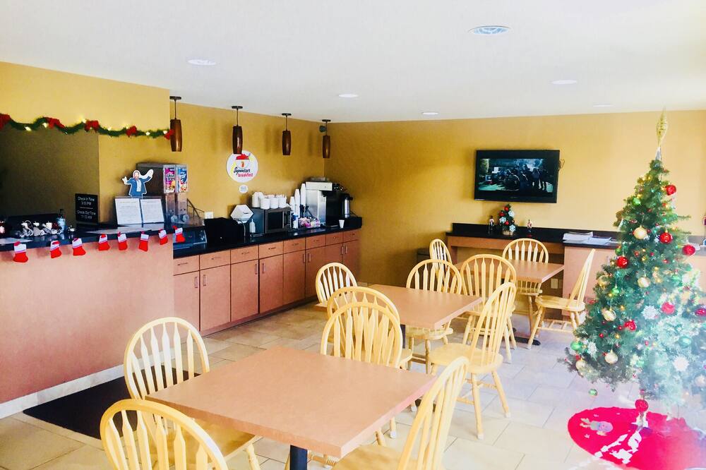 スーパー 8 バイ ウィンダム ラドクリフ フォート ノックス エリア 写真