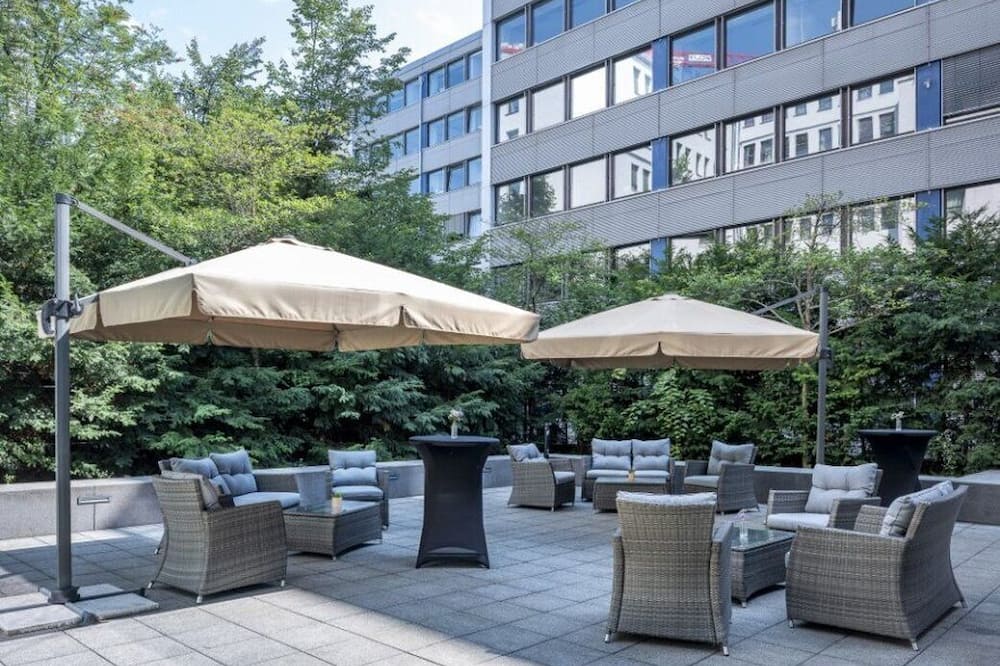 ユーロスターズ ブックホテル 写真