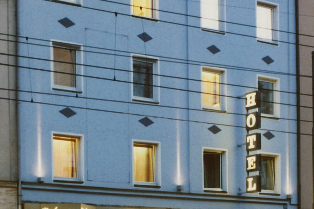 ホテル イェーダーマン 写真