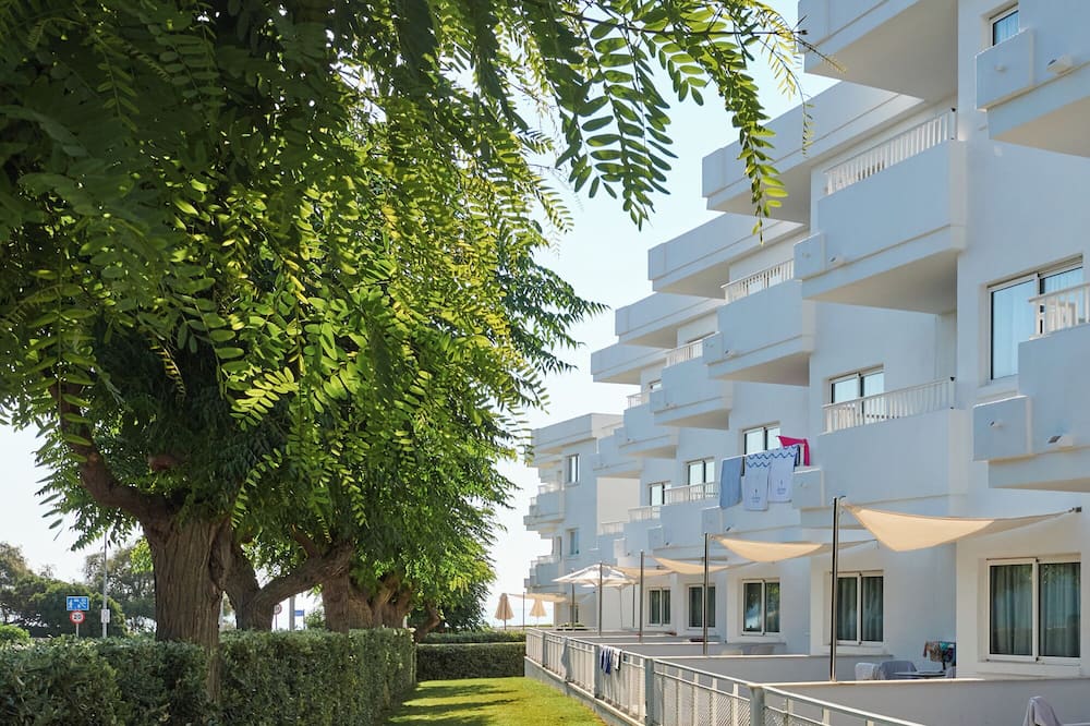 ヒポテルス アパルタメントス カラ ボナ 写真