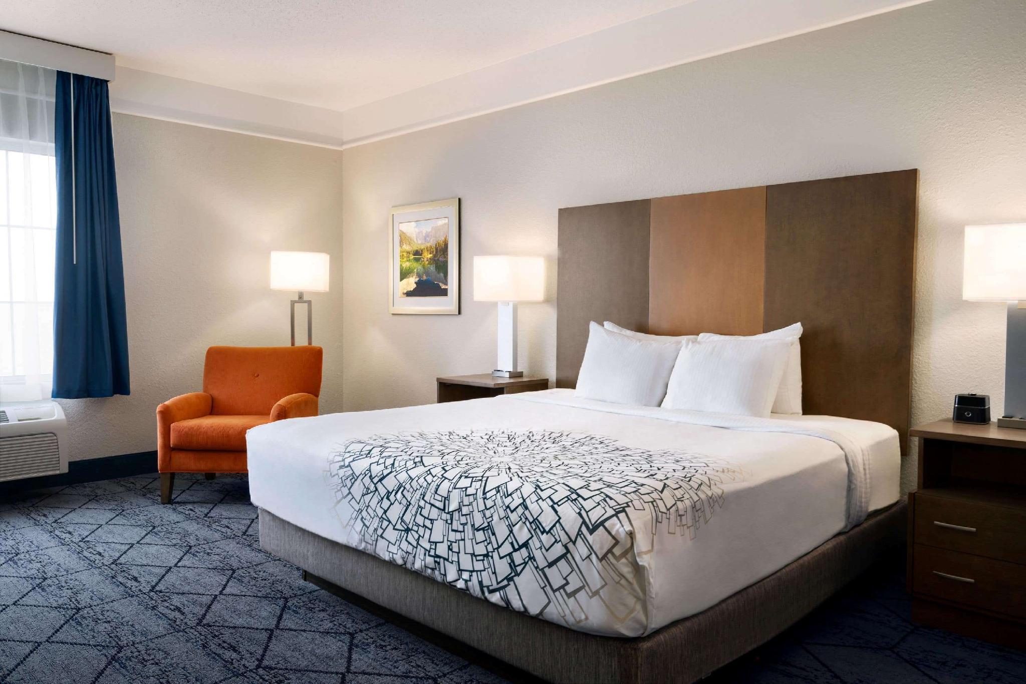 ラ キンタ イン アンド スイーツ バイ ウィンダム ラピッド シティ 写真