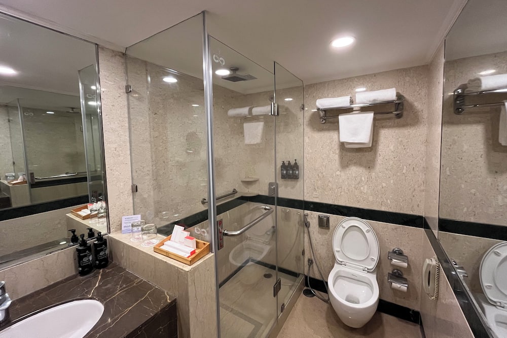 ラマダ プラザ バイ ウインダム パーム グローブ 写真