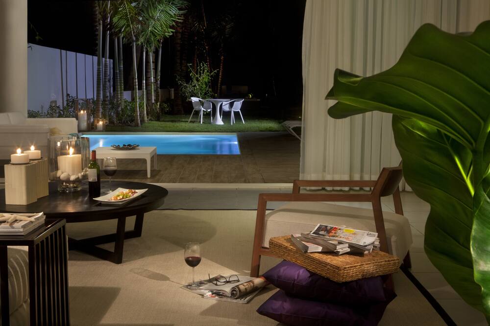 ウルトラビオレッタ ブティック レジデンス 写真