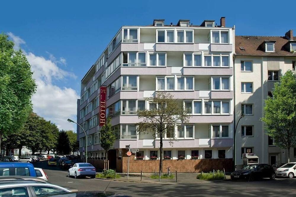 ケンペ コンフォート ホテル 写真