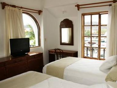 Marina Hotel & Resort 写真