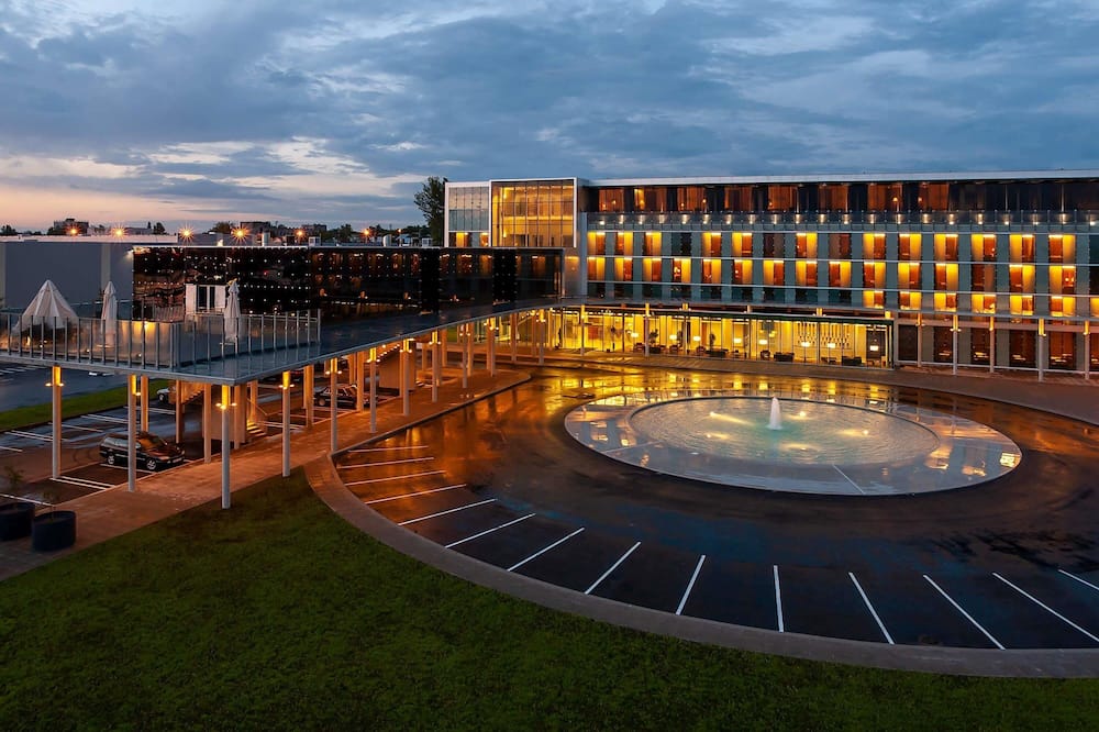 メルキュール タリン 写真