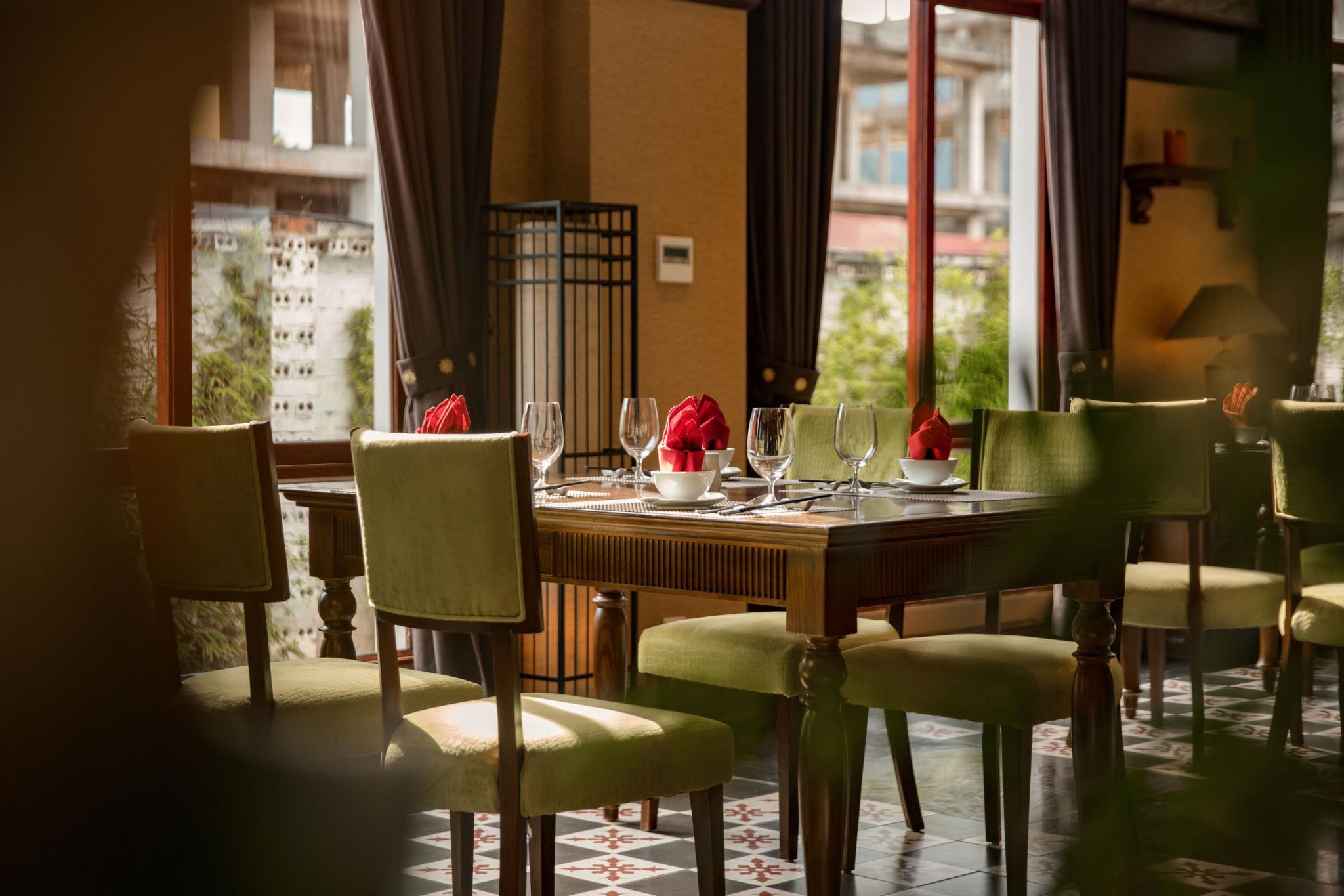 ニンビン ヒドゥン チャーム ホテル アンド リゾート 写真