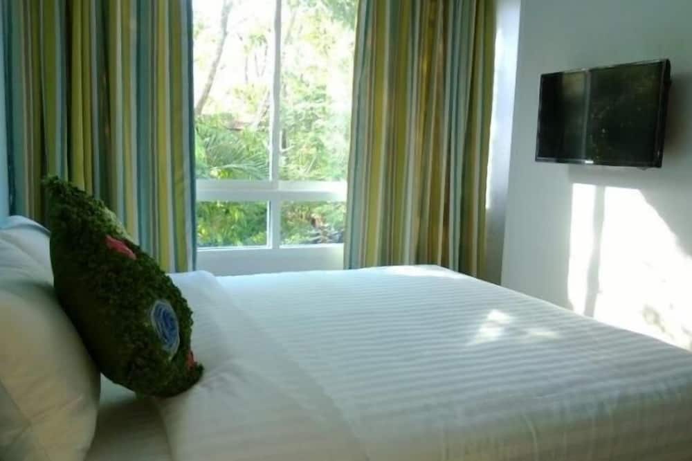 ナントラ チャウェン ビーチ ホテル 写真