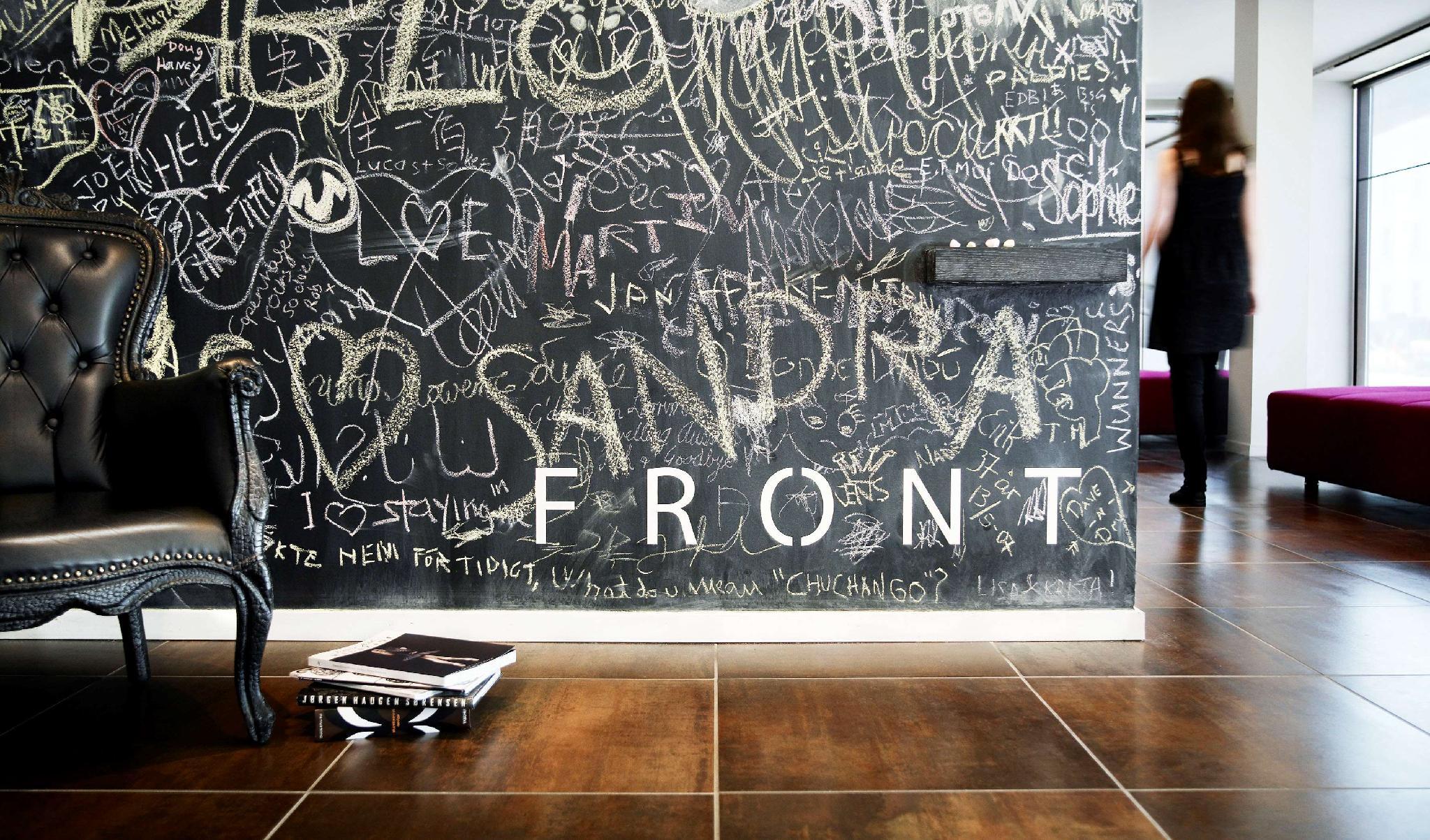 スカンディック フロント 写真