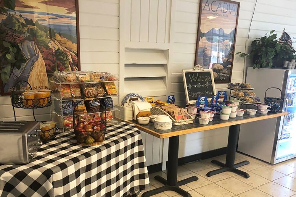 コロニアル イン エルスワース 写真