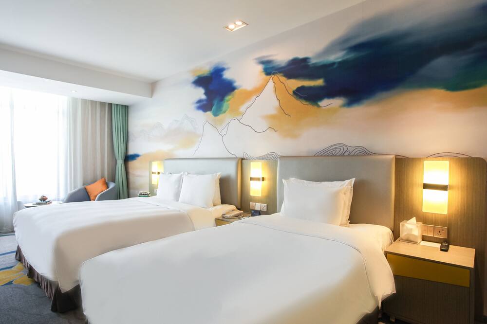 ホリデイ イン ラサ ポタラ パレス by IHG (拉〓布达拉〓智〓假日酒店) 写真