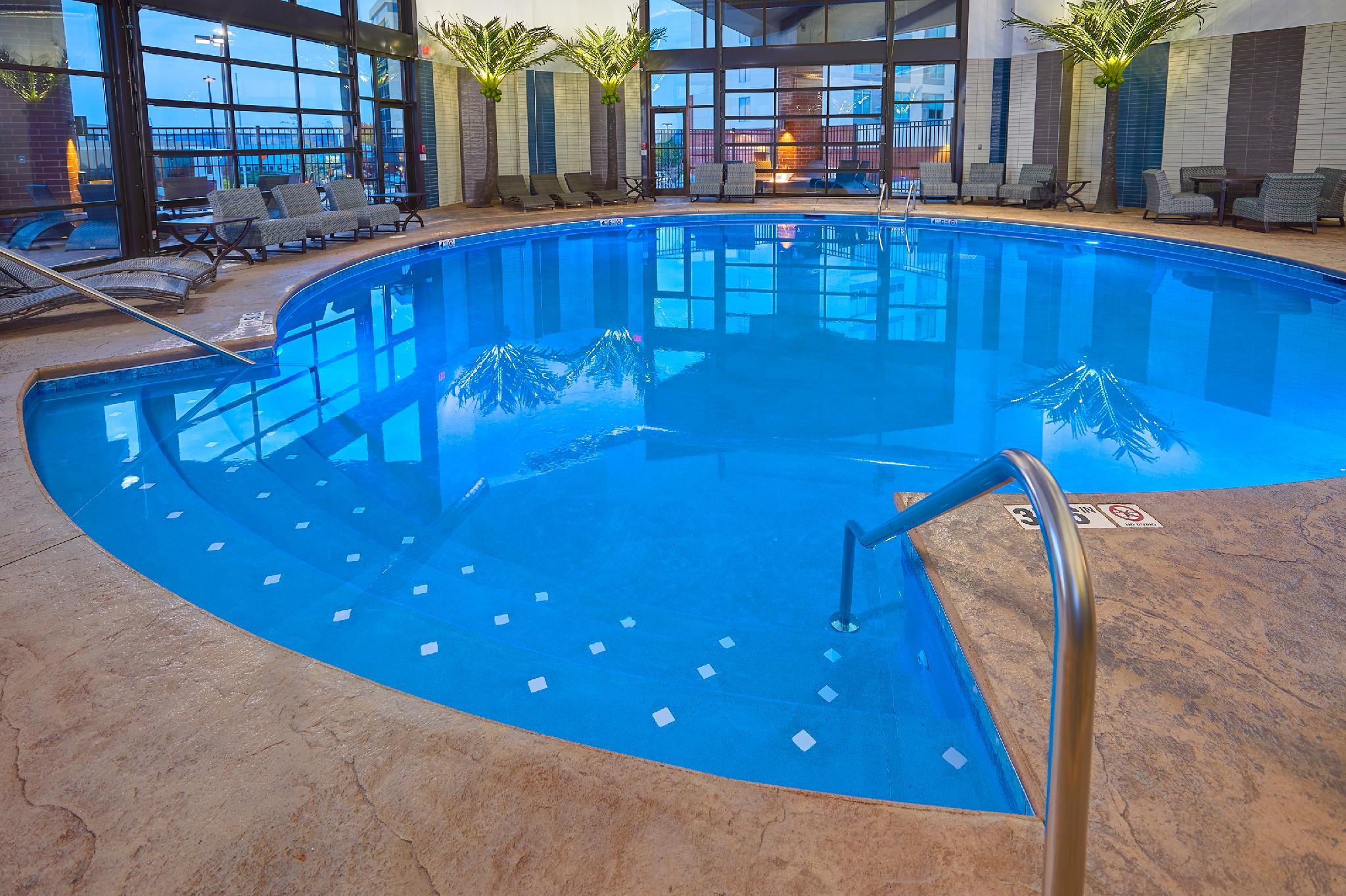 リヴィン ホテル シンシナティ / シャロンビル コンベンション センター 写真