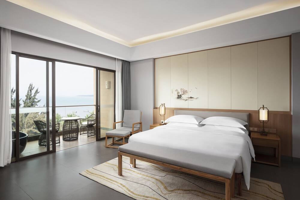 Sheraton Maoming Romantic Beach Resort 写真