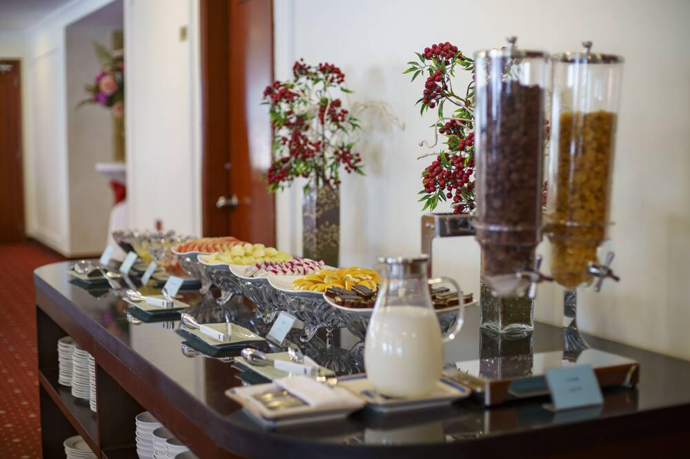 ミスリン ホテル ハロン 写真