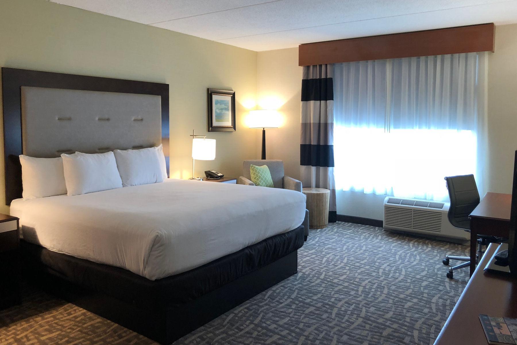 ウインダム ガーデン バッファロー ダウンタウン 写真