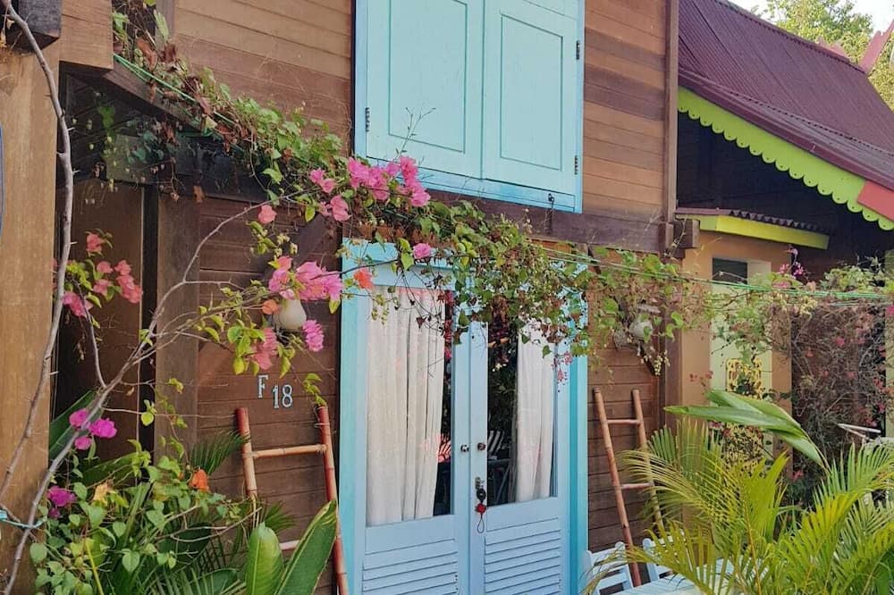 ブルー ヴェルデ アイ アム カラーズ 写真