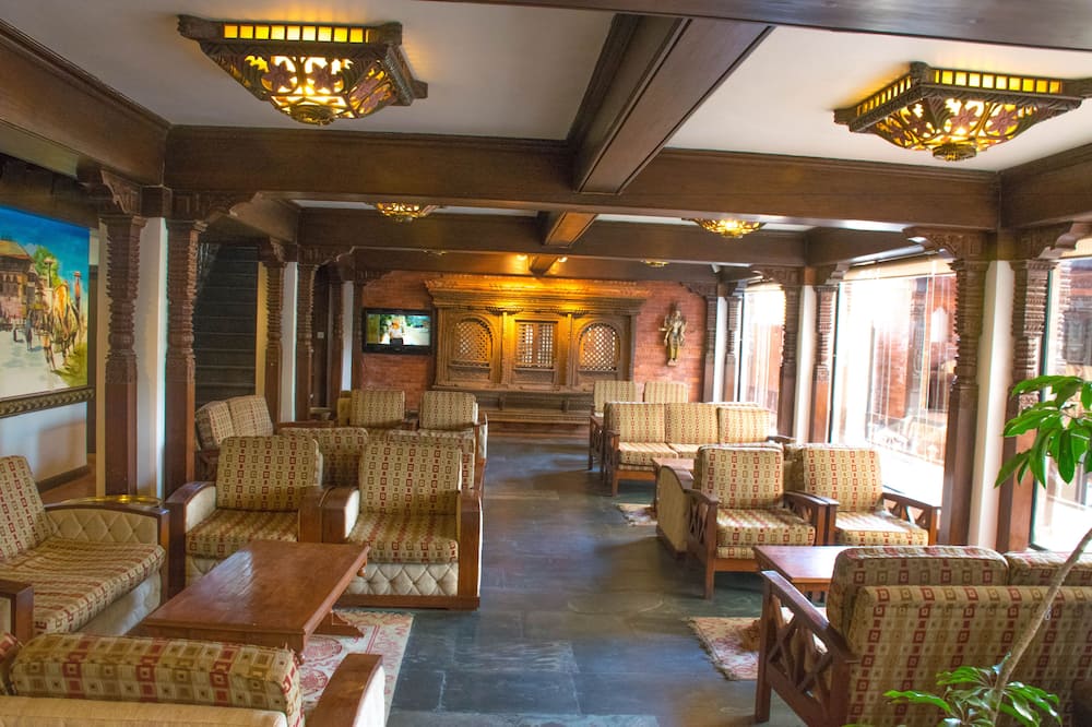 ホテル マナスル 写真