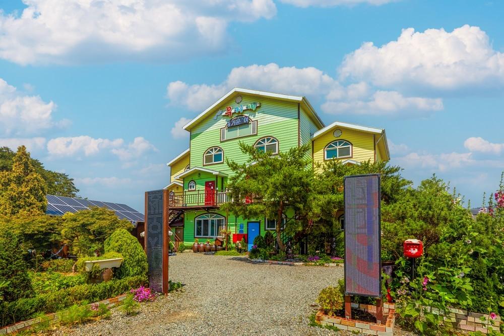 Taean Rainbow Pension