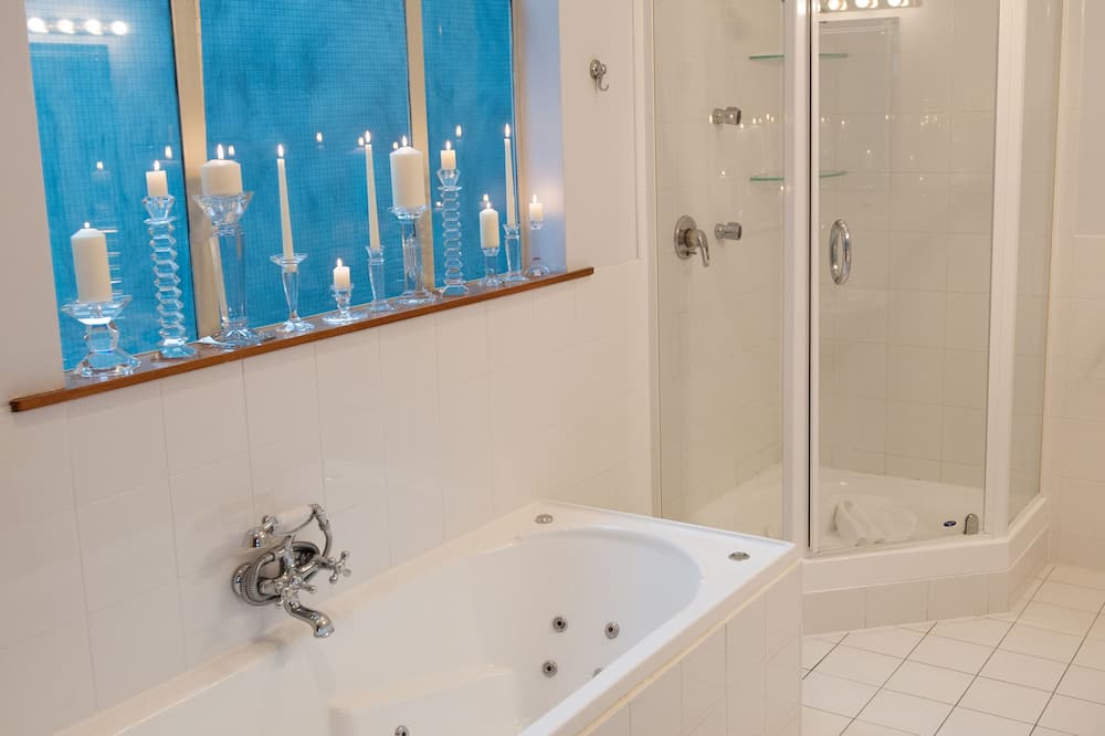 The County Hotel 写真