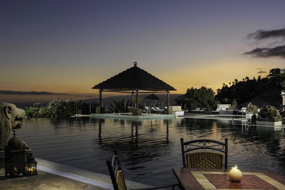 Regency Country Club, Apartments Suites 写真