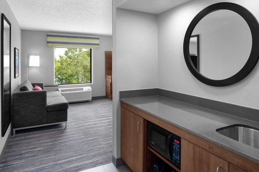 ハンプトン イン & スイーツ グランド ラピッズ - エアポート トゥエンティ エイス ストリート 写真