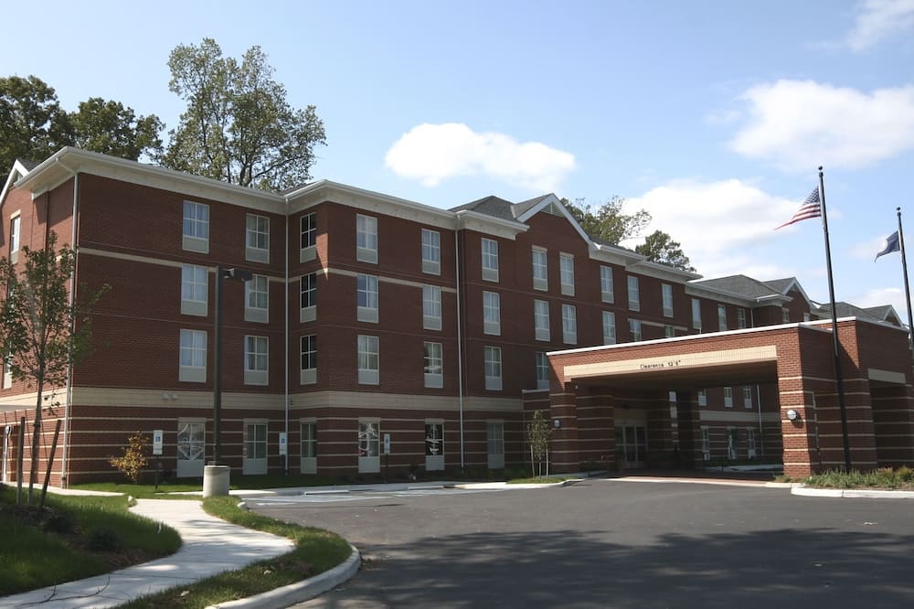 ハンプトン イン&スイーツ ウィリアムズバーグ ヒストリック ディストリクト 写真