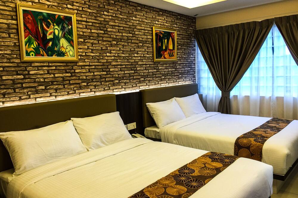 ルイス ホテル 写真