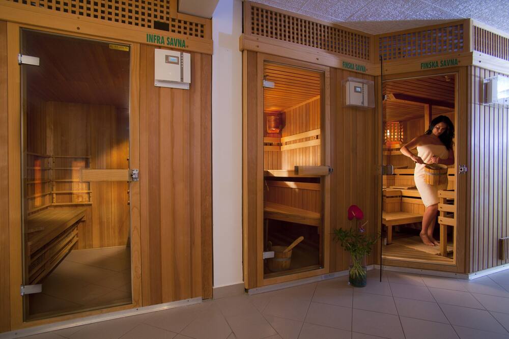 ホテル ヴェスナ 写真