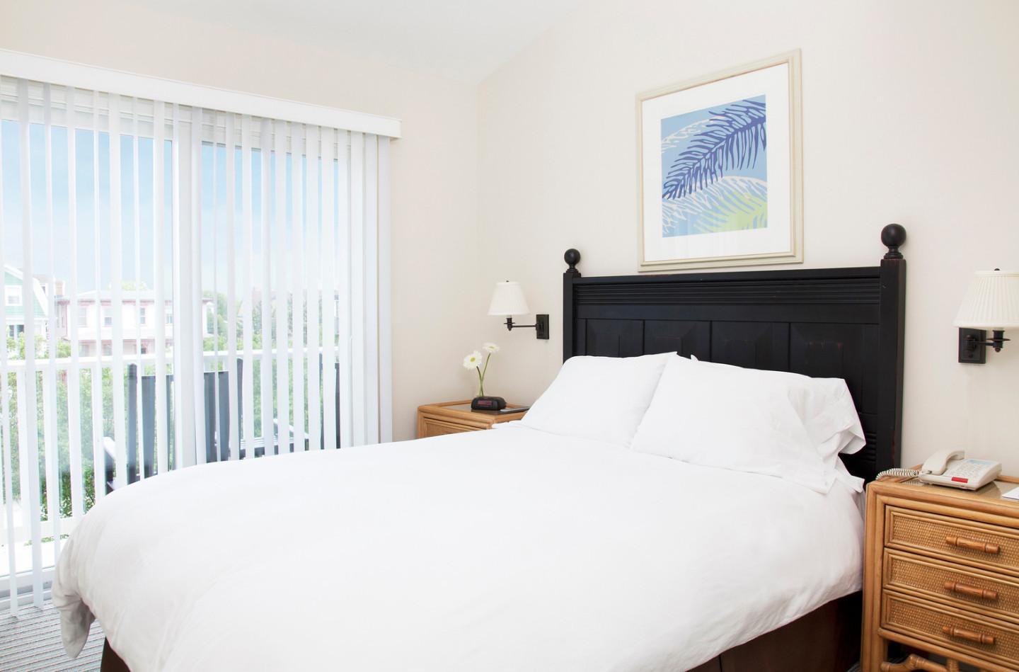 サンドパイパー ビーチ クラブ 写真