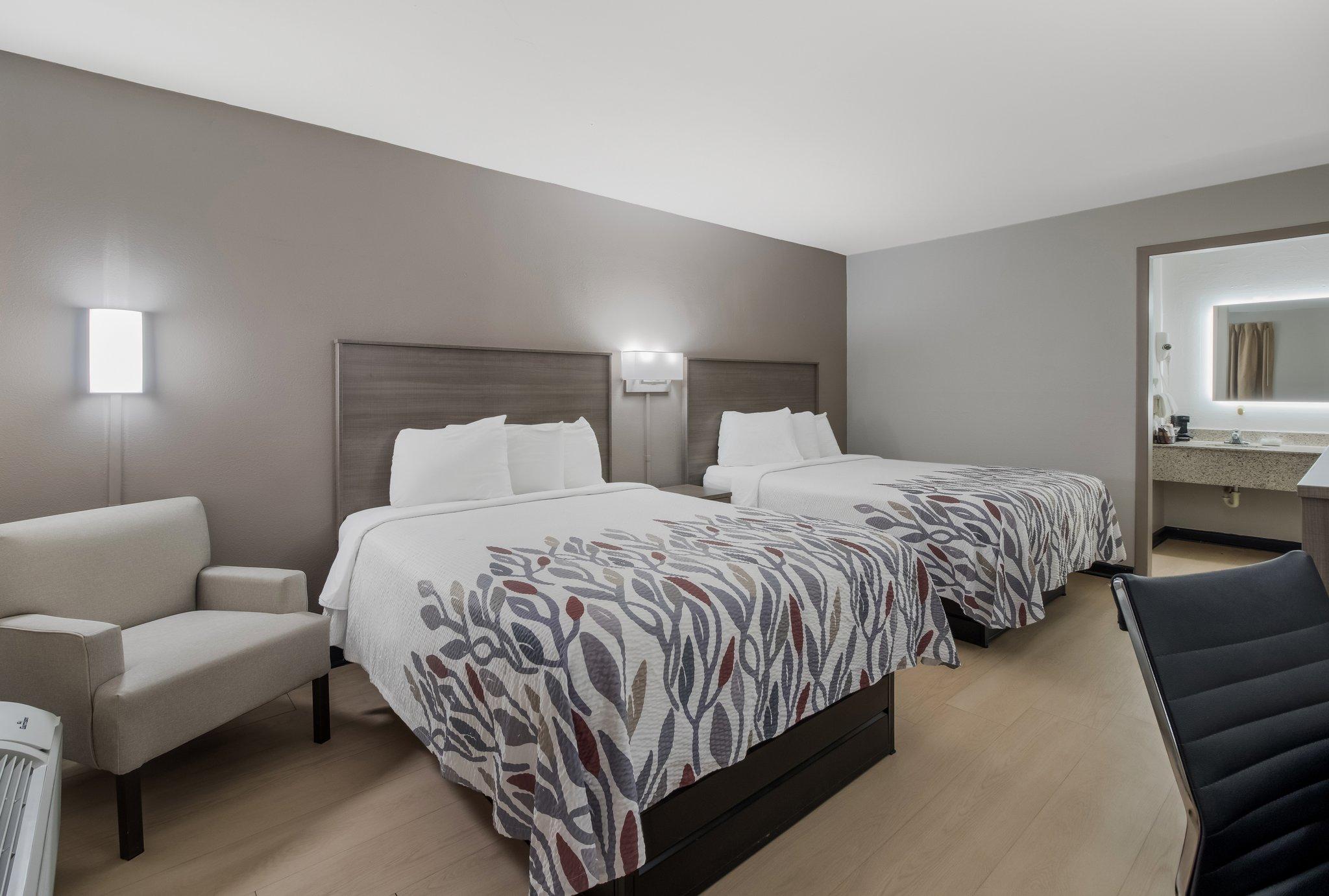 レッド ルーフ イン & スイーツ ジャクソン テネシー 写真