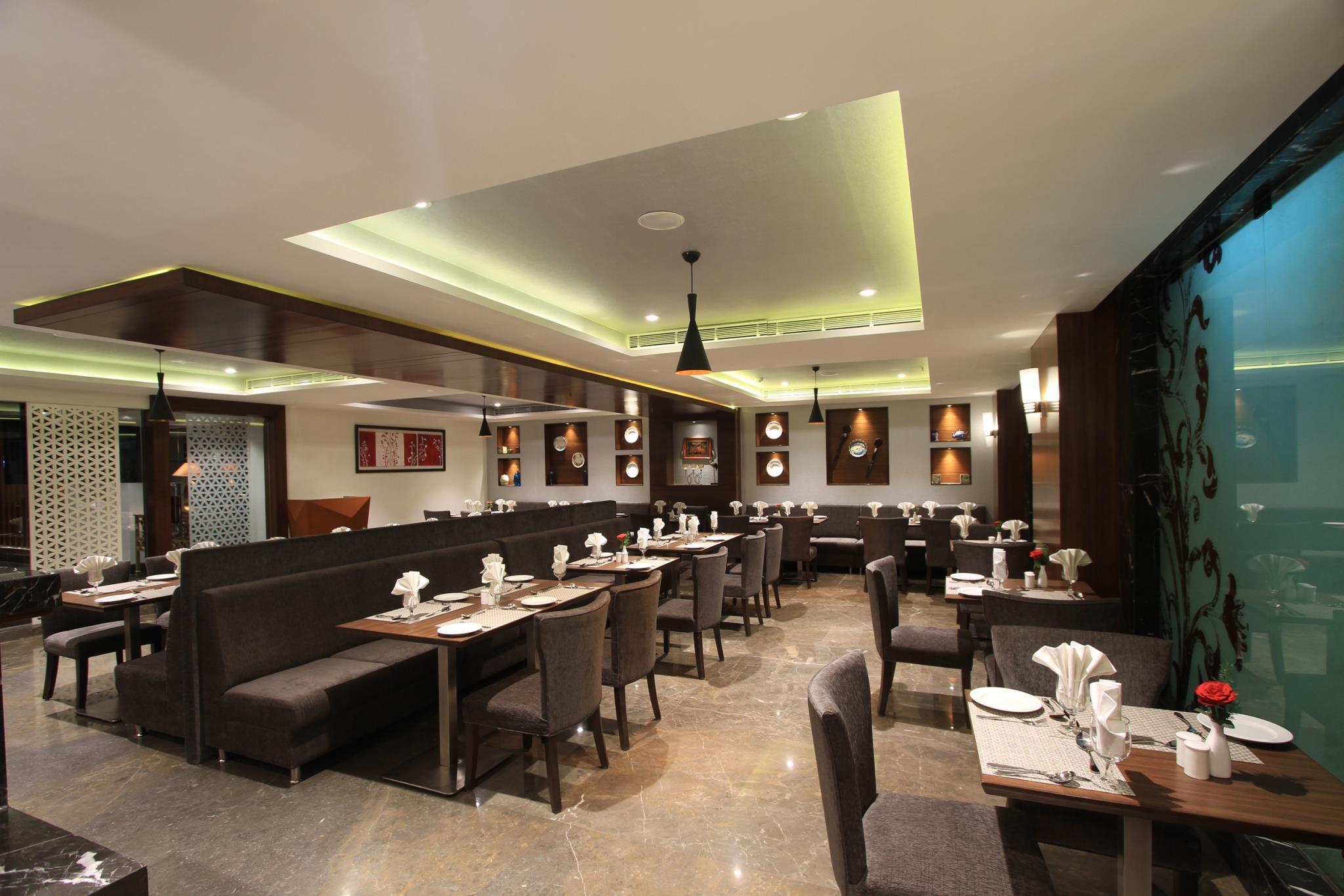 コンフォート イン インシス 写真