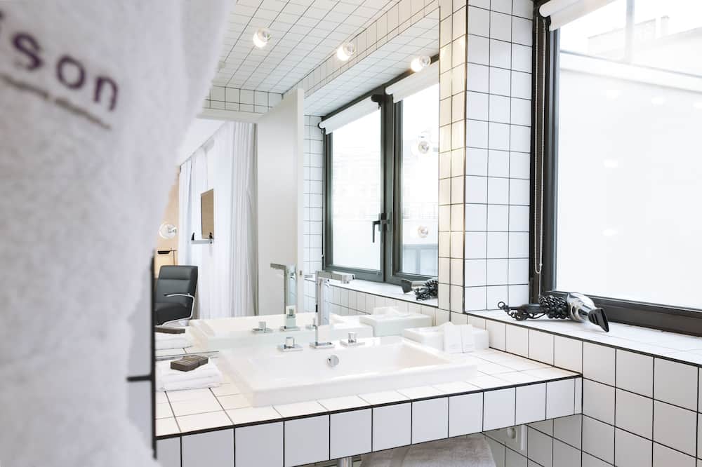 ラ メゾン シャンゼリゼ 写真